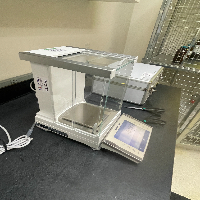 Mettler Toledo XP203S Analytical Balance image 0